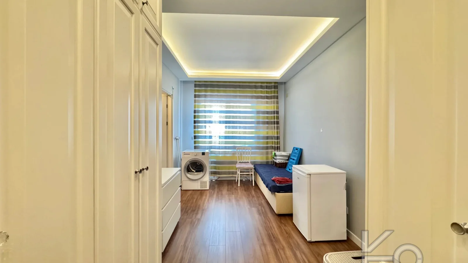 Academy Suadi̇ye Marmaray Ve Bağdat Cd. Yakin 140 M2 Balkonlu 3+1