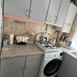 Sağlam'dan Kadıköy Kuyubaşı'nda Cadde Üzeri 2+1 Satılık Daire!!!