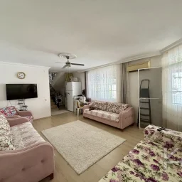 Marmari̇s Orman Tekni̇kerler'i̇nde 180m² Net 4+2 Tri̇pleks Vi̇lla