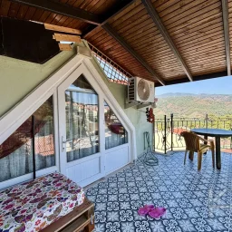 Marmari̇s Orman Tekni̇kerler'i̇nde 180m² Net 4+2 Tri̇pleks Vi̇lla