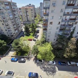 Lacivertcadde Kozyatağında Ebeveynli Balkonlu 80m² Net 3+1