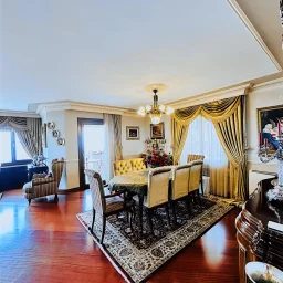 Suadiye Yalı Parselinde Deniz Manzaralı 300 M2 5+2 Dubleks