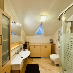 Suadiye Yalı Parselinde Deniz Manzaralı 300 M2 5+2 Dubleks