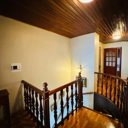 Suadiye Yalı Parselinde Deniz Manzaralı 300 M2 5+2 Dubleks