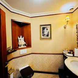 Suadiye Yalı Parselinde Deniz Manzaralı 300 M2 5+2 Dubleks