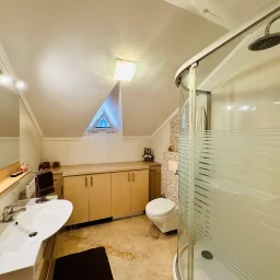 Suadiye Yalı Parselinde Deniz Manzaralı 300 M2 5+2 Dubleks