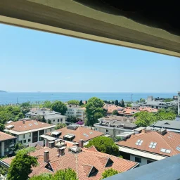 Suadiye Yalı Parselinde Deniz Manzaralı 300 M2 5+2 Dubleks