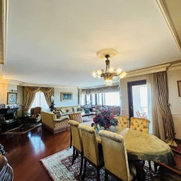 Suadiye Yalı Parselinde Deniz Manzaralı 300 M2 5+2 Dubleks