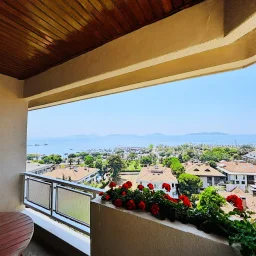 Suadiye Yalı Parselinde Deniz Manzaralı 300 M2 5+2 Dubleks