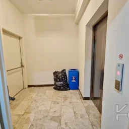 Laci̇vertcadde Suadi̇ye Ayşekadin Metro Yakini 3+1 Havuzlu 130m²