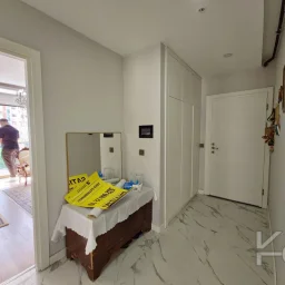 Laci̇vertcadde Suadi̇ye Ayşekadin Metro Yakini 3+1 Havuzlu 130m²