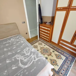 Laci̇vertcadde Suadi̇ye Ayşekadin Metro Yakini 3+1 Havuzlu 130m²