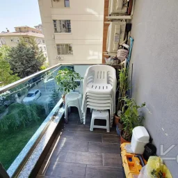 Laci̇vertcadde Suadi̇ye Ayşekadin Metro Yakini 3+1 Havuzlu 130m²