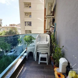 Laci̇vertcadde Suadi̇ye Ayşekadin Metro Yakini 3+1 Havuzlu 130m²