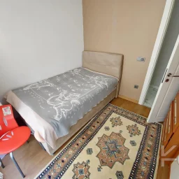 Laci̇vertcadde Suadi̇ye Ayşekadin Metro Yakini 3+1 Havuzlu 130m²