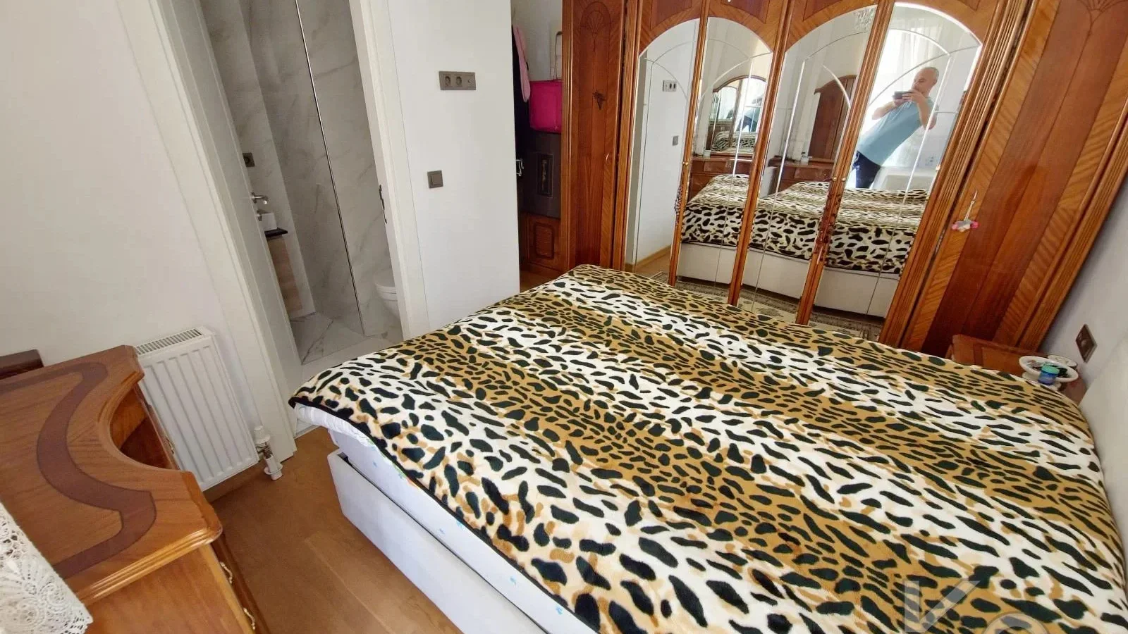 Laci̇vertcadde Suadi̇ye Ayşekadin Metro Yakini 3+1 Havuzlu 130m²
