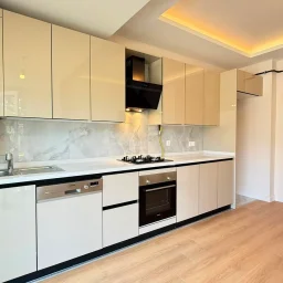 Academy Suadiye Cadde Ve Marmaraya Çok Yakın Sıfır 1+1 Satılık