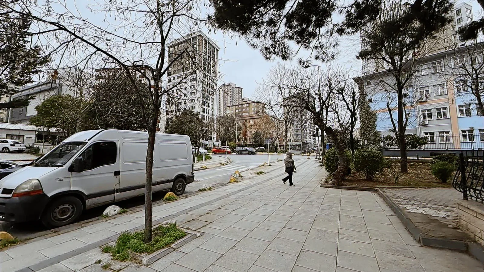 Kozzy Avm Yakınında Satılık 2+1 Daire
