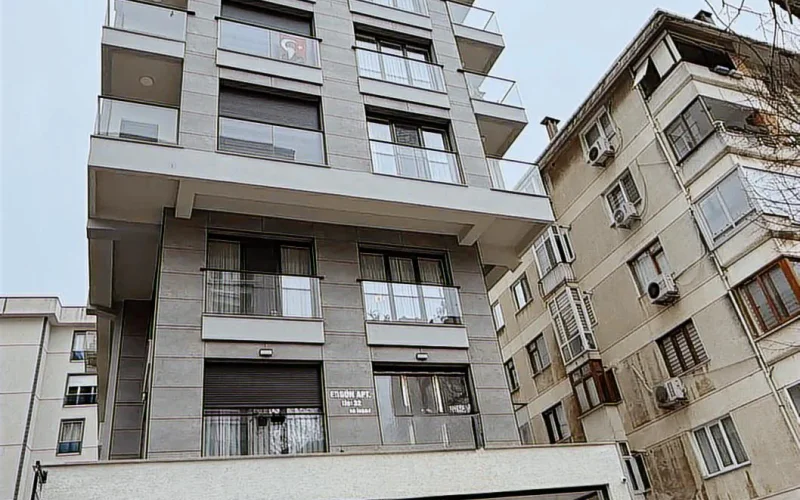 Kozzy Avm Yakınında Satılık 2+1 Daire