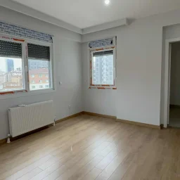 Kozzy Avm Yakınında Satılık 2+1 Daire