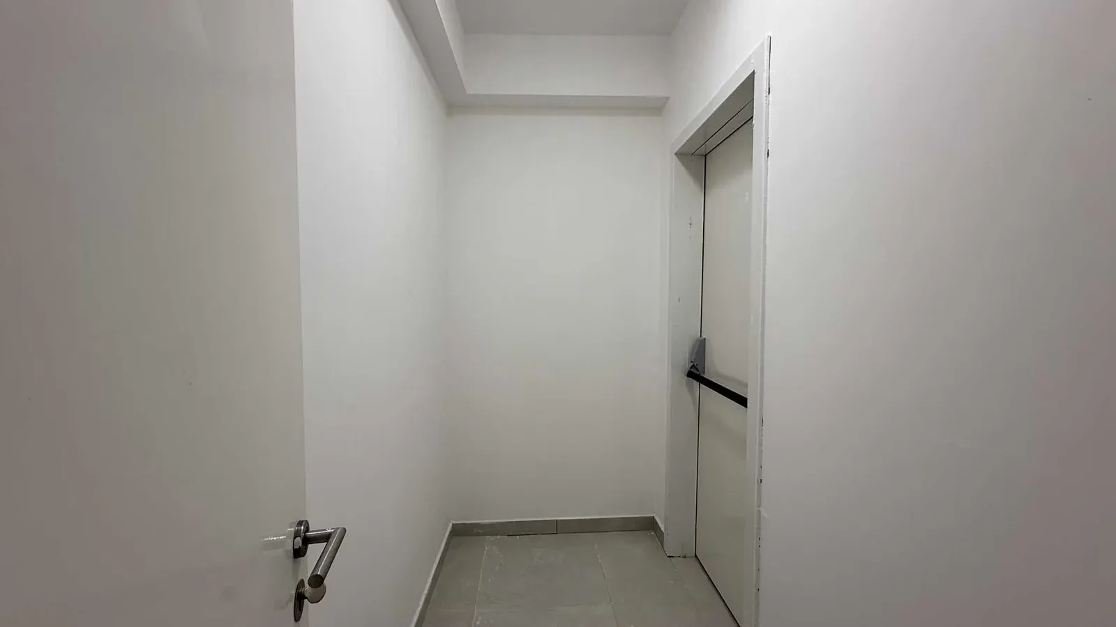 Kozzy Avm Yakınında Satılık 2+1 Daire