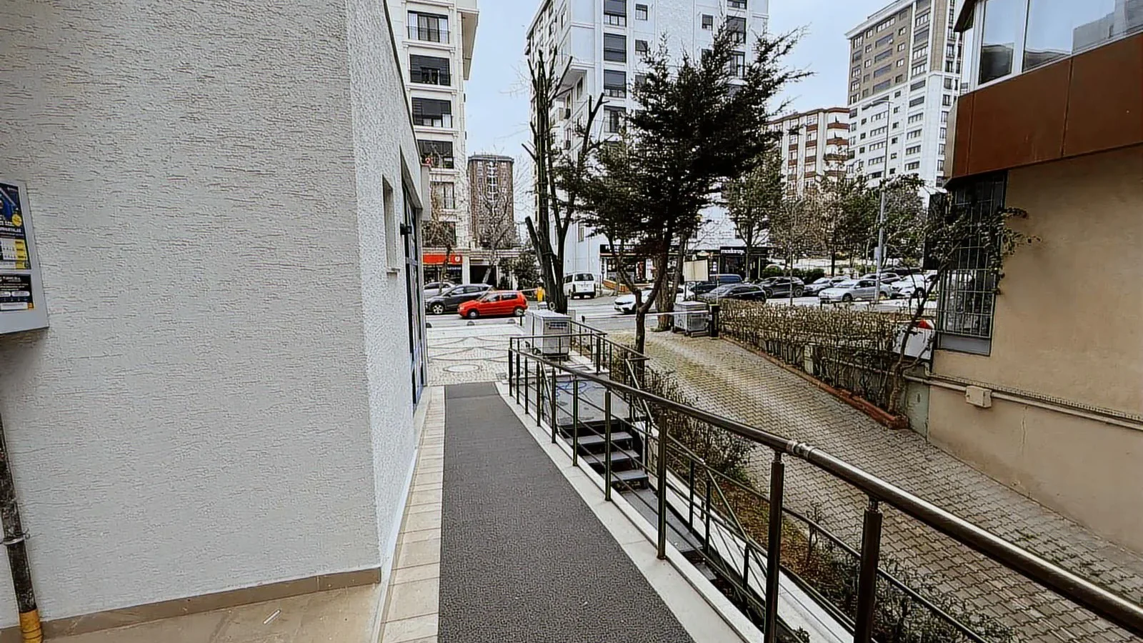 Kozzy Avm Yakınında Satılık 2+1 Daire