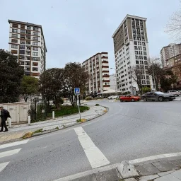 Kozzy Avm Yakınında Satılık 2+1 Daire