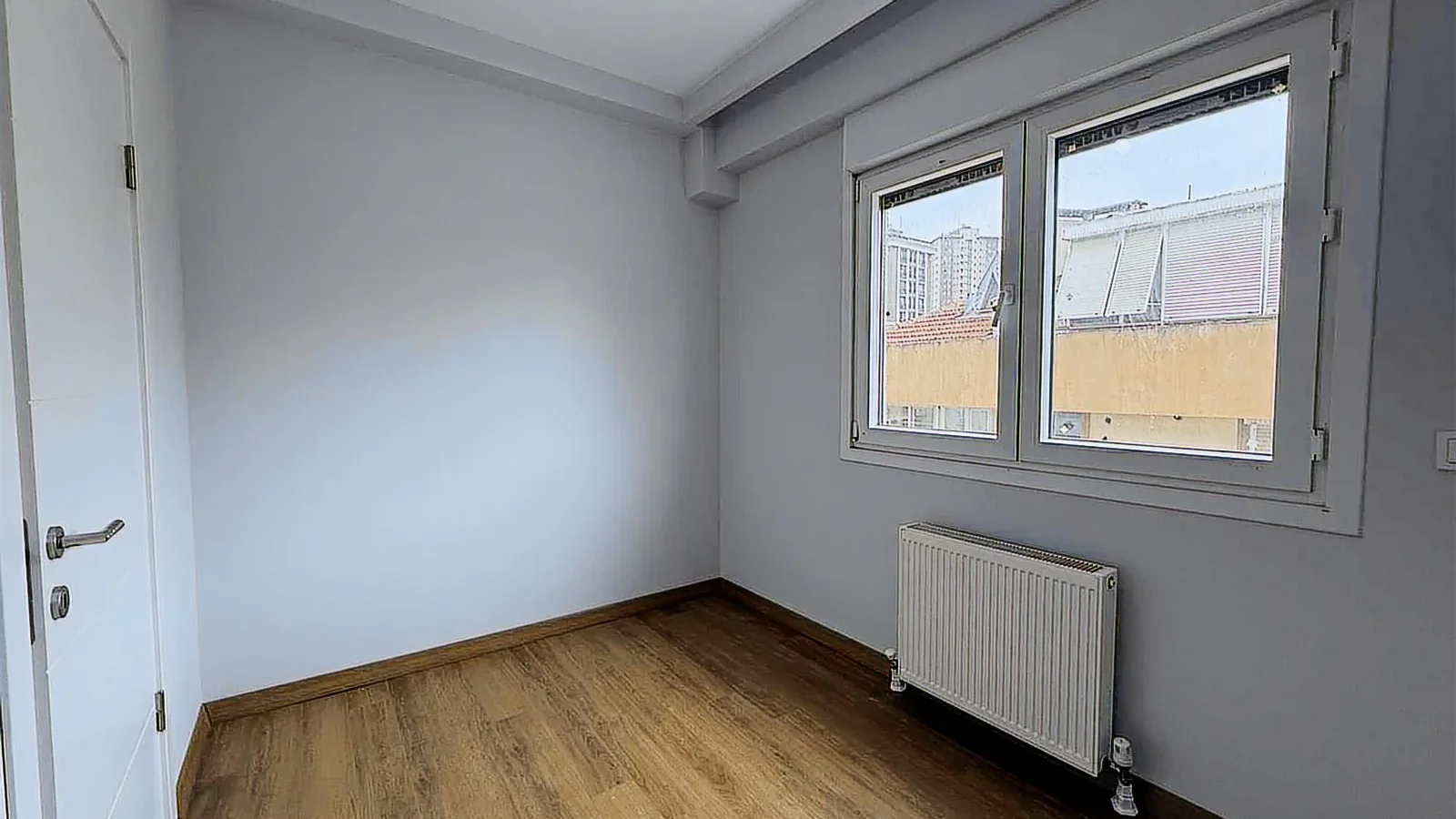 Kozzy Avm Yakınında Satılık 2+1 Daire