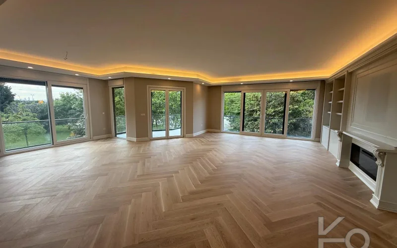 Lacivert Cadde Suadiye Yalı Parseli Deniz Ve Doğa İle İçiçe Sıfır 190m² Net 4+1