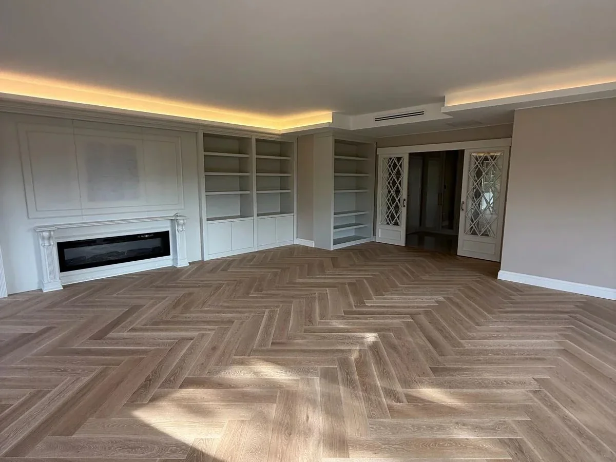 Lacivert Cadde Suadiye Yalı Parseli Deniz Ve Doğa İle İçiçe Sıfır 190m² Net 4+1
