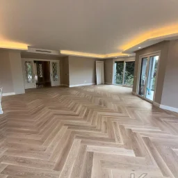 Lacivert Cadde Suadiye Yalı Parseli Deniz Ve Doğa İle İçiçe Sıfır 190m² Net 4+1