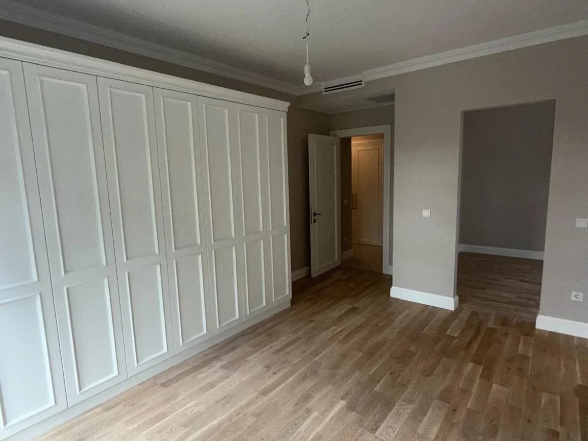 Lacivert Cadde Suadiye Yalı Parseli Deniz Ve Doğa İle İçiçe Sıfır 190m² Net 4+1