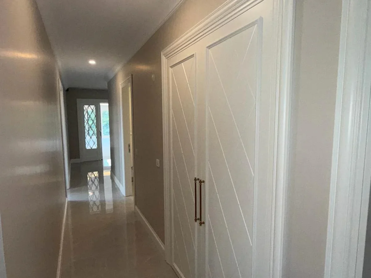 Lacivert Cadde Suadiye Yalı Parseli Deniz Ve Doğa İle İçiçe Sıfır 190m² Net 4+1