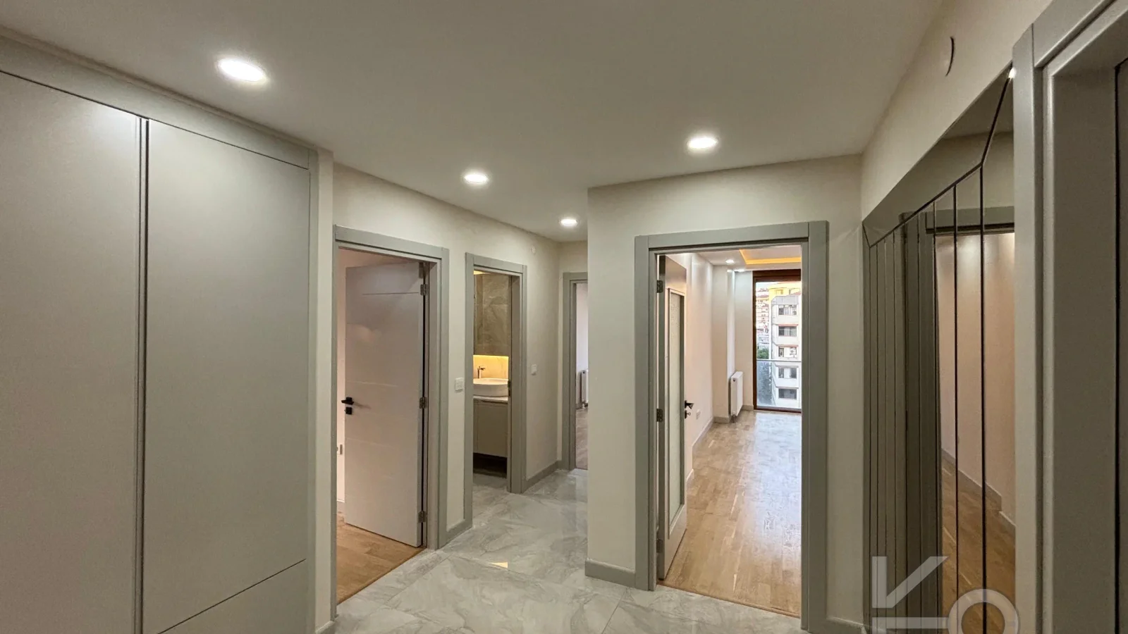 Laci̇vertcadde Caddebostan 2015 Yapimi İçi̇ Yeni̇lenmi̇ş 3+1