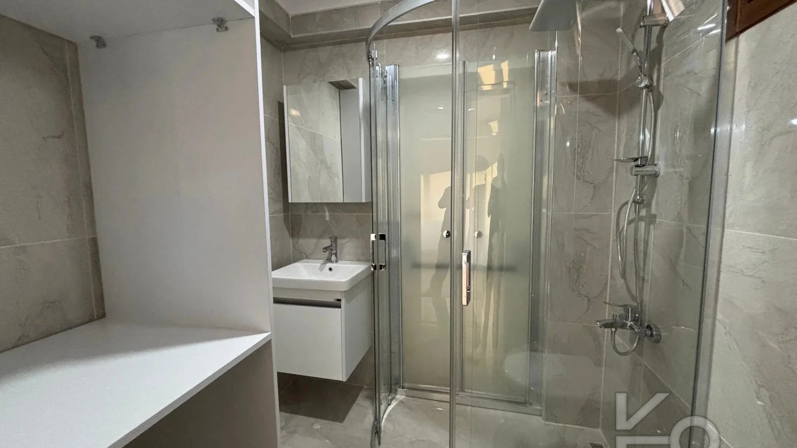Laci̇vertcadde Caddebostan 2015 Yapimi İçi̇ Yeni̇lenmi̇ş 3+1