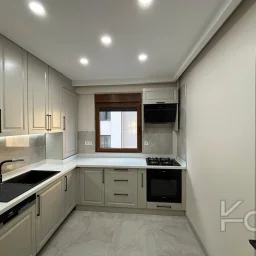 Laci̇vertcadde Caddebostan 2015 Yapimi İçi̇ Yeni̇lenmi̇ş 3+1