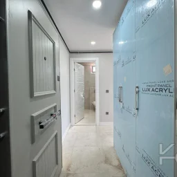 Laci̇vert Cadde Kozyataği Yatirimlik/oturumluk Firsat 52m²net 1+1
