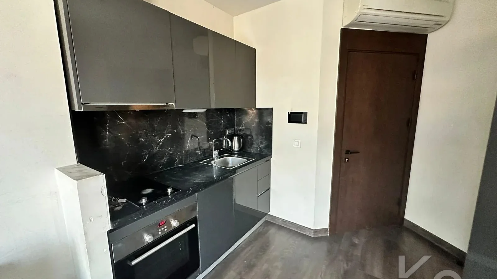 Rookz Fark Nef03 Büyük Balkonlu 1+1 Geni̇ş Satilik Dai̇re