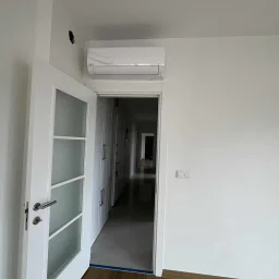Kozyatağı Merkezi Konumda Geniş Kullanımlı Satılık 2+1 Daire