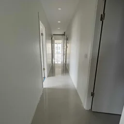 Kozyatağı Merkezi Konumda Geniş Kullanımlı Satılık 2+1 Daire