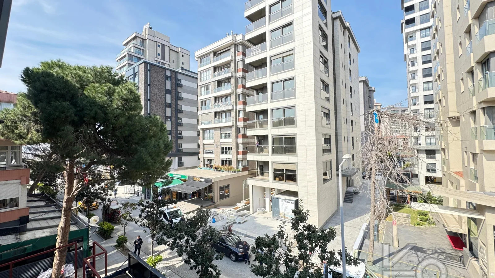 Academy Caddebostan İskele Sokak İş Yeri̇ne Uygun Balkonlu 120m2 Net 3+1 Sifir Bi̇na