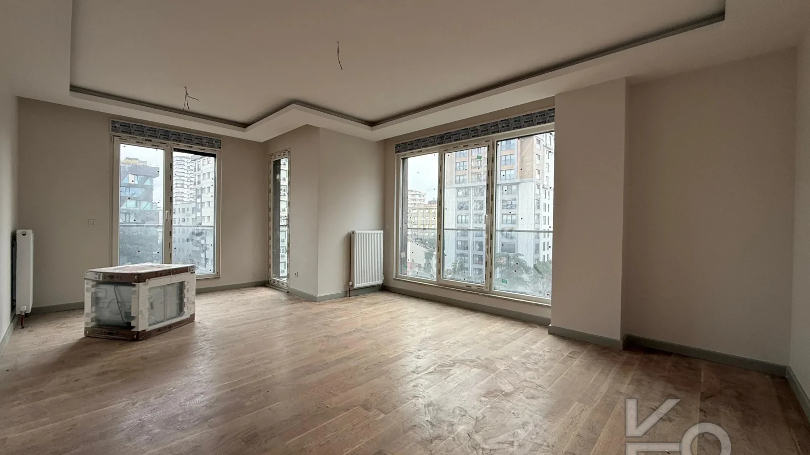 Laci̇vert Cadde Caddebostan Oturuma Hazir Balkonlu 3+1 95 M²net