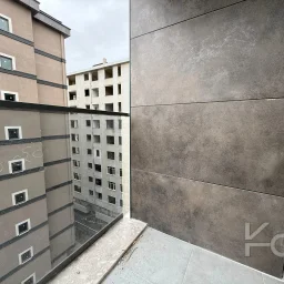 Laci̇vert Cadde Caddebostan Oturuma Hazir Balkonlu 3+1 95 M²net