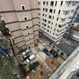Laci̇vert Cadde Caddebostan Oturuma Hazir Balkonlu 3+1 95 M²net