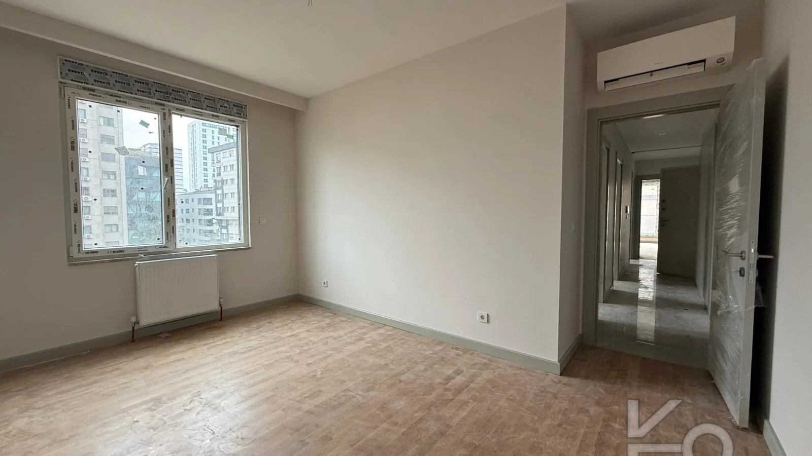 Laci̇vert Cadde Caddebostan Oturuma Hazir Balkonlu 3+1 95 M²net