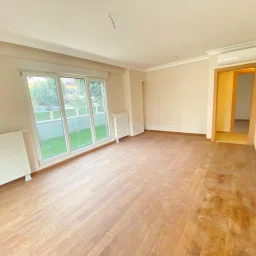 Lacivertcadde Gayrimenkul Erenköyde Divanın Sokağında 2+1 80 M² Net