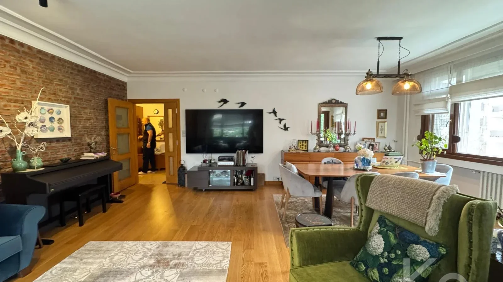 Laci̇vert Cadde Tevfi̇k Paşa Sok. 130 M² Net 4+1 3 Balkonlu Dai̇re