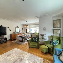 Laci̇vert Cadde Tevfi̇k Paşa Sok. 130 M² Net 4+1 3 Balkonlu Dai̇re
