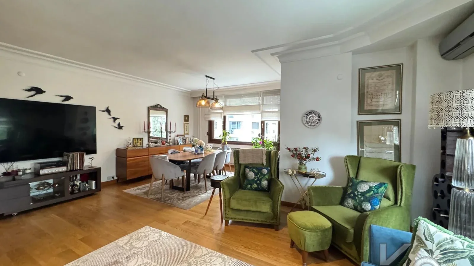 Laci̇vert Cadde Tevfi̇k Paşa Sok. 130 M² Net 4+1 3 Balkonlu Dai̇re