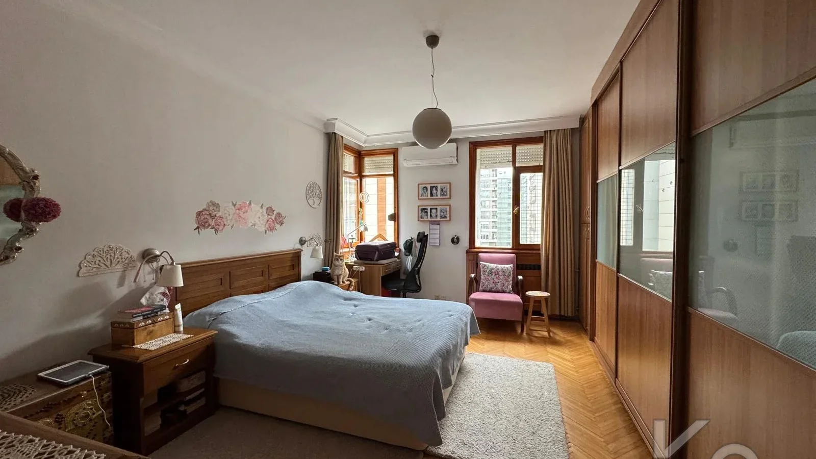 Laci̇vert Cadde Tevfi̇k Paşa Sok. 130 M² Net 4+1 3 Balkonlu Dai̇re
